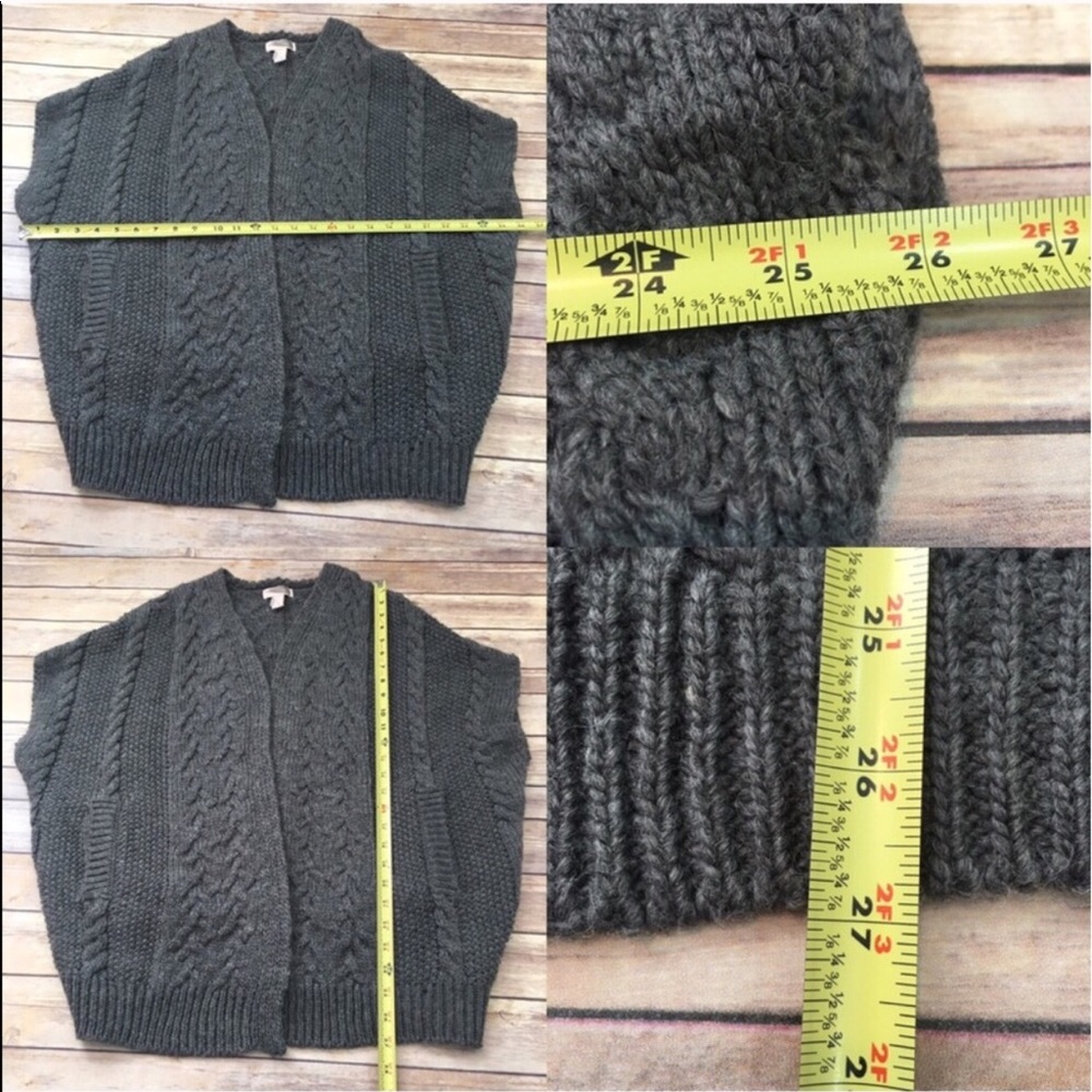 SOLD Small XXI Forever 21 Wool Blend Vest Cardigan - Picture 2 of 8